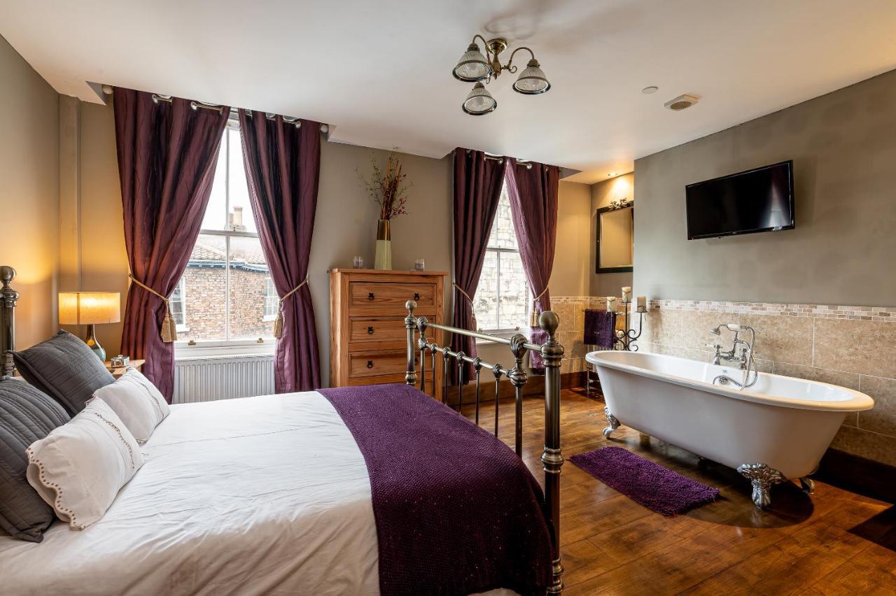 Crookback House Apartment York Bagian luar foto