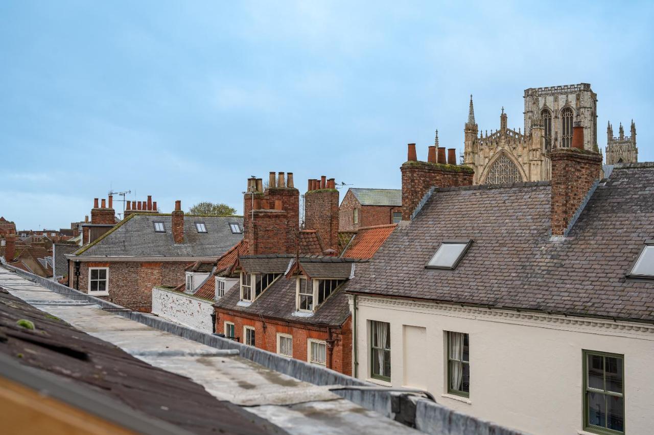 Crookback House Apartment York Bagian luar foto