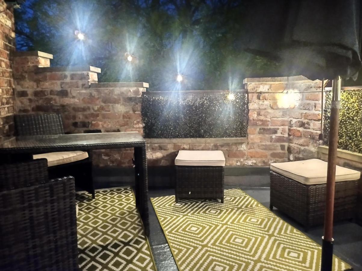 Crookback House Apartment York Bagian luar foto